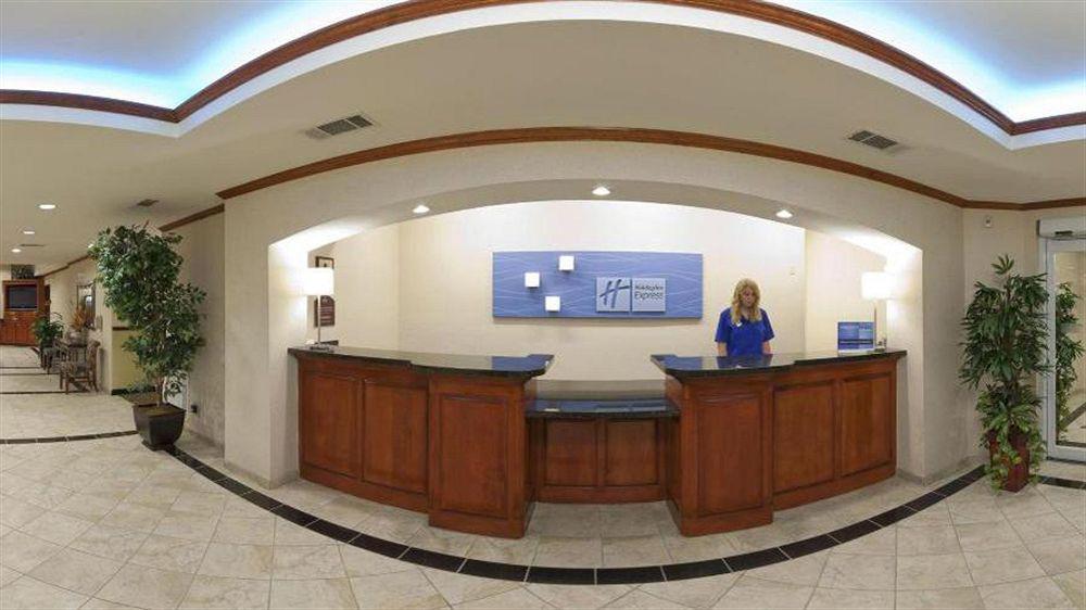 Holiday Inn Express Hotel & Suites Decatur, Tx By Ihg Dış mekan fotoğraf